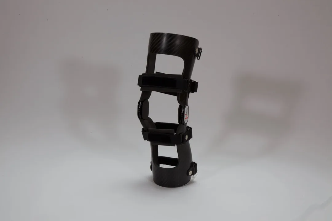 Knee brace KO